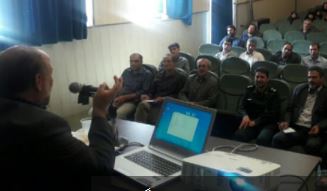 فرماندار مرند: انضباط کاری و اداری باید در جامعه نهادینه شود / توجه به مشکلات واحدهای صنعتی تنها راه خروج از رکود و بیکاری است