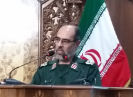 فضای مجازی امروز میدان بازی دشمن شده است