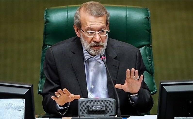 لاریجانی: قانوناً نمی‌توان سوال از رئیس‌جمهور را به قوه‌قضائیه ارجاع داد