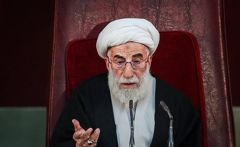 آیت‌الله جنتی: رهبر انقلاب برای حل مشکلات مردم اختیارات حداکثری به قوا دادند/ سران قوا پاسخگو باشند
