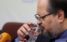 وزیر صنعت استعفا داد