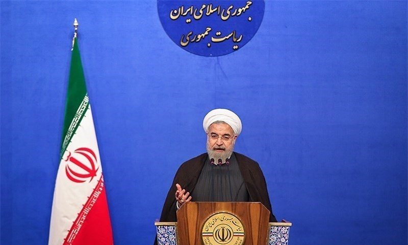 روحانی در دانشگاه تهران: هر روز قیمت اجناس را می‌بینم/می‌دانم وضع زندگی مردم چگونه است
