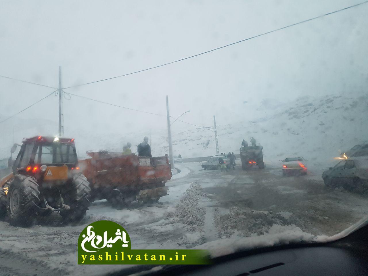 بارش شدید برف در آذربایجان شرقی/ دانش آموزان منتظر اطلاعیه