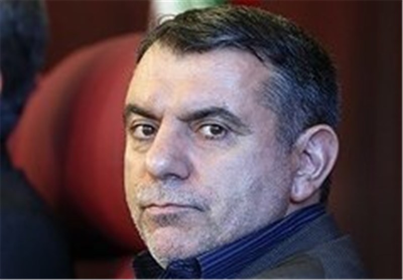 پوری‌حسینی ممنوع‌الخروج شد