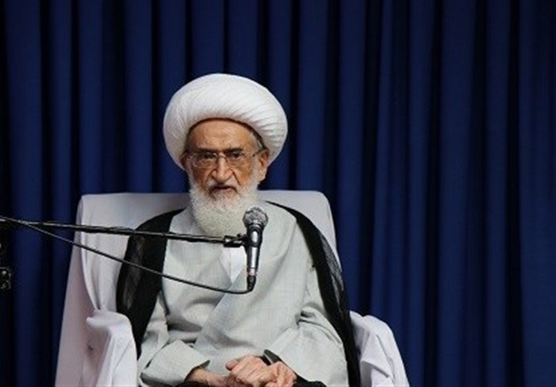 آیت‌الله نوری‌همدانی: مسئولان چرا به حال مردم رسیدگی نمی‌کنند؟