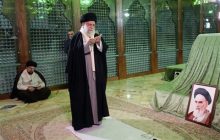 حضور امام خامنه‌ای در مرقد مطهر امام خمینی(ره) و گلزار شهیدان
