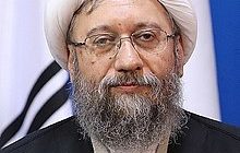 آملی‌لاریجانی: دادستان‌ها با قاچاق کالای اساسی به اشد وجه برخورد کنند مردم تورم کمرشکنی را تجربه می‌کنند