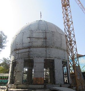 نصب گنبد جدید حرم مطهر امام حسین (ع) در نوروز ۹۸