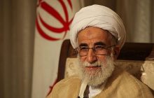 آیت‌الله جنتی: حال‌ آیت‌الله مومن رضایت‌بخش نیست/ ایشان هوشیاری خوبی ندارند