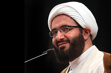 رئیس شورای سیاستگذاری ائمه جمعه کشور: اجازه ندهیم دشمن چهل سالگی انقلاب را با کارهای تبلیغاتی مصادره کند