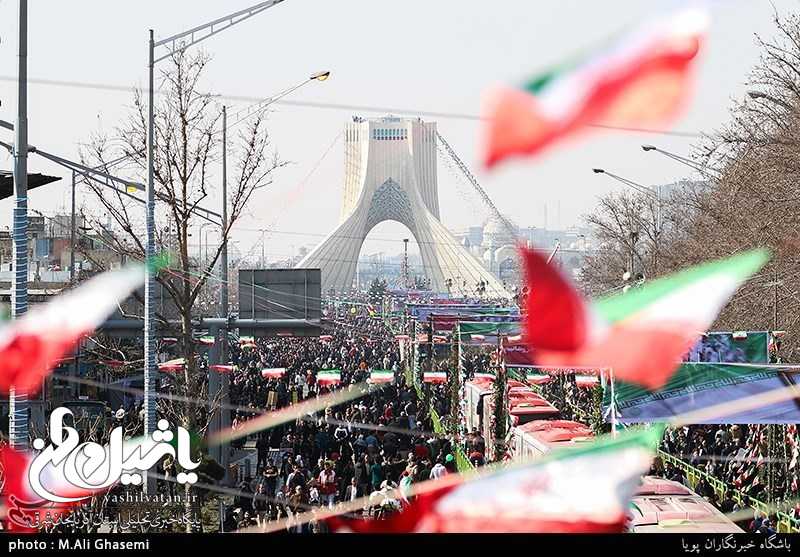 شعارهای راهپیمایی یوم‌الله ۲۲ بهمن اعلام شد/ مسیرهای ۱۲گانه راهپیمایی در تهران