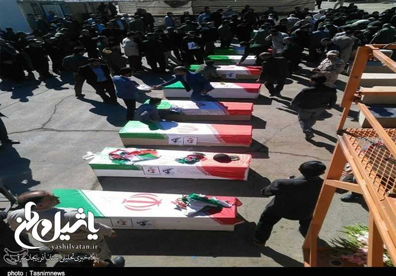 تشییع و انتقال شهدای حادثه تروریستی زاهدان به زادگاهشان به‌روایت تصویر‌