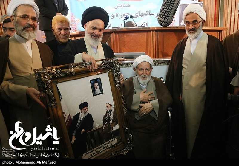 تقدیر از ‌سال‌ها خدمت مجاهدانه آیت‌الله یزدی با حضور سرلشکر سلیمانی