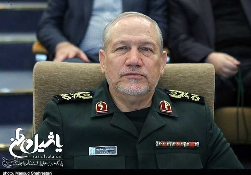 ابلاغ سلام امام خامنه‌ای به خیرین سلامت امدادگران عاشورا توسط سرلشکر صفوی