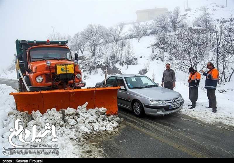 ۱۳۰ روستای آذربایجان شرقی در محاصره برف؛ راه‌های ارتباطی قطع شد