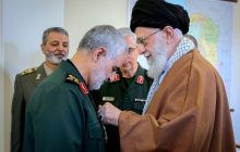 فرمانده‌کل قوا در مراسم اعطای نشان ذوالفقار به سردار سرلشکر سلیمانی: جمهوری اسلامی سالهای سال با ایشان کار دارد