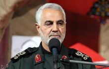 سرلشکر سلیمانی: مذاکره در شرایط فعلی مصداق تسلیم است/ قطعا تن به این ذلت نمی‌دهیم