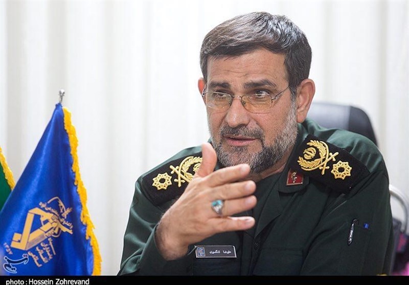 سردار ‌تنگسیری: نیروی دریایی سپاه در ۲۴ ساعت پل مواصلاتی چند روستا در شهرستان الهایی را احداث کرد‌