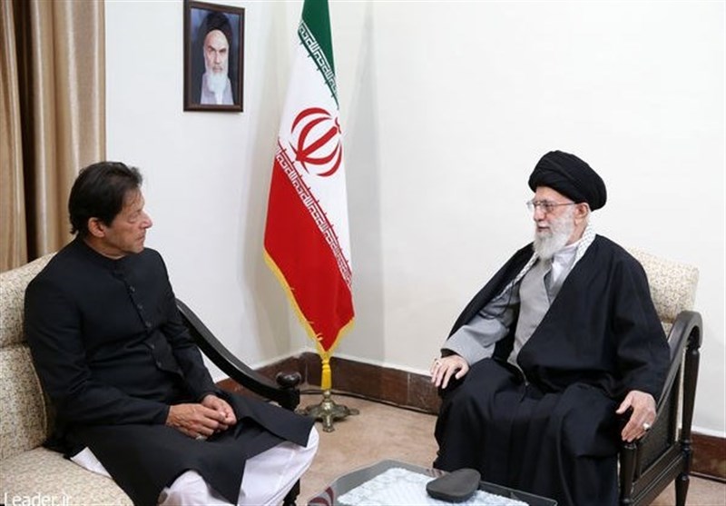امام‌خامنه‌ای:روابط ایران و پاکستان بر خلاف میل دشمنان آن باید تقویت شود