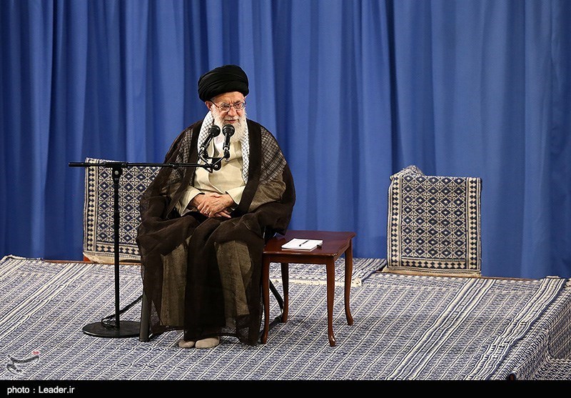 مسئولان نظام با امام خامنه‌ای دیدار کردند