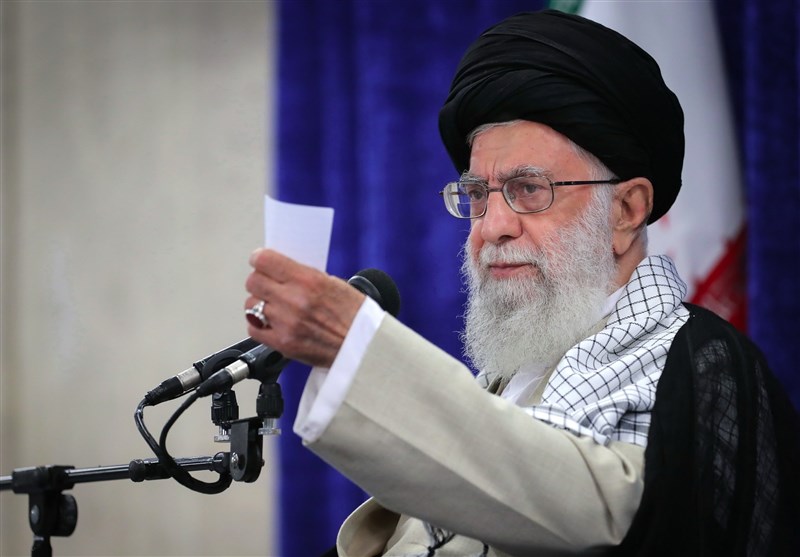 امام خامنه ای در خطبه های نماز عید فطر: معامله‌ی قرن هرگز تحقق پیدا نخواهد کرد