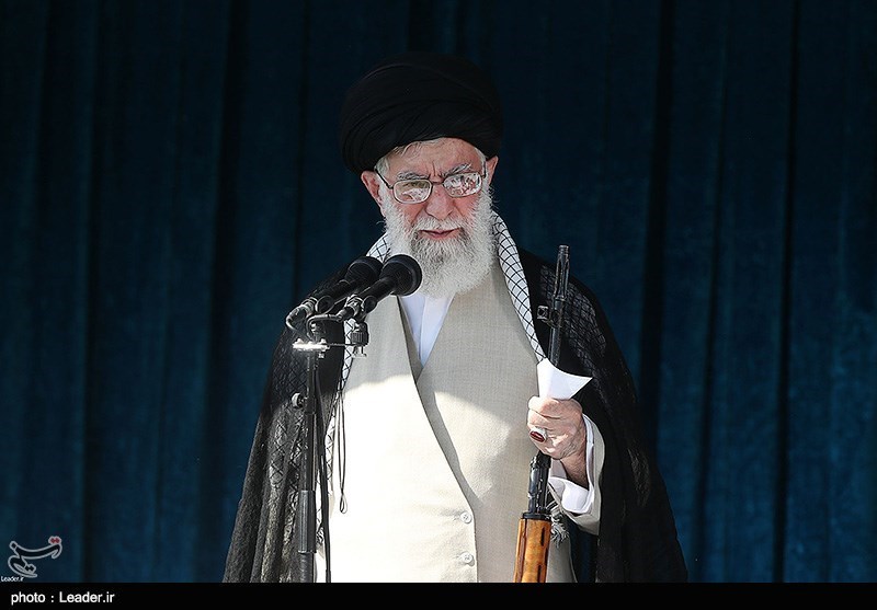 امام‌ خامنه‌ای: مبارزه‌ همه‌جانبه‌ ملت فلسطین در ابعاد نظامی و سیاسی ادامه پیدا کند