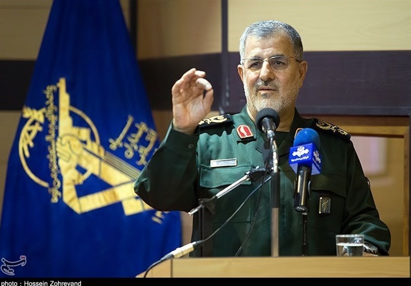 سردار پاکپور: دکترین تهاجم به عمق دشمن در دستور کار نیروی زمینی سپاه/ نیازهای دفاعی را خودمان تأمین می‌کنیم