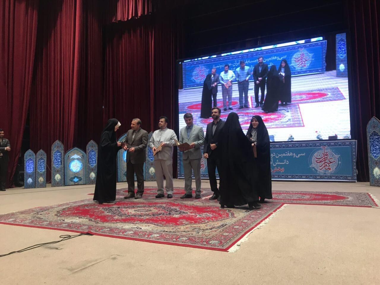 درخشش دانش‌آموزان مرندی در مسابقات سراسری قرآن، عترت و نماز