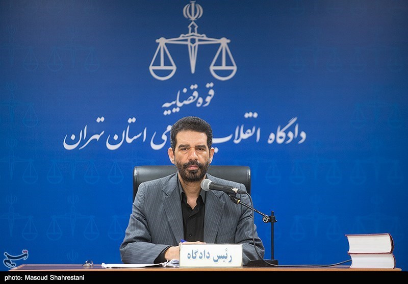 کیفرخواست شبنم نعمت‌زاده قرائت شد