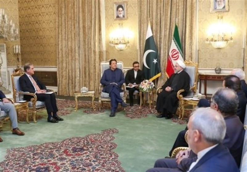 روحانی در دیدار عمران خان: ایران آماده گفتگو و همکاری با همه کشورهای منطقه است