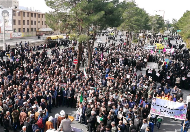راهپیمایی باشکوه مردم مازندران علیه اغتشاشگران / علوی تبارها در دفاع از ولایت حماسه آفریدند