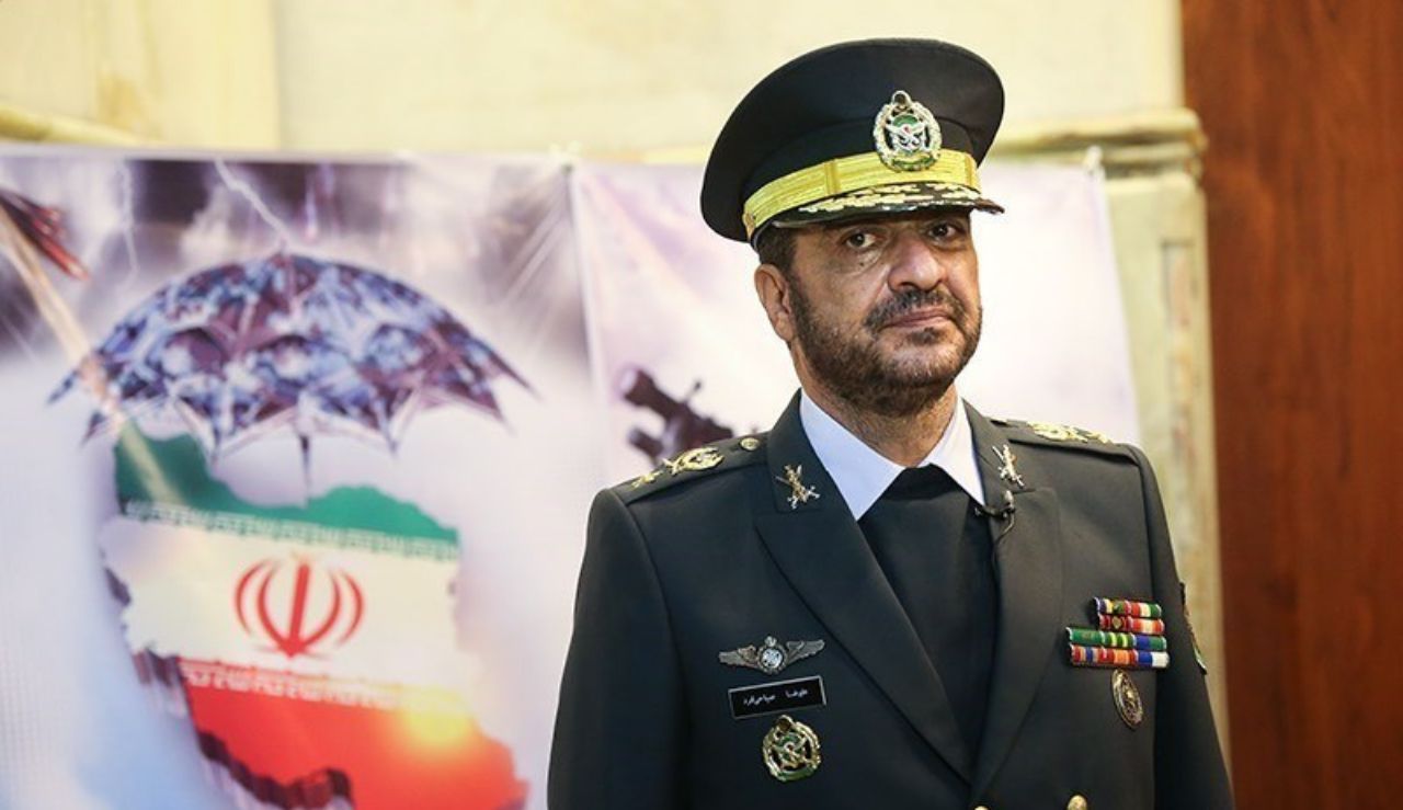 ارتش انهدام پهپاد متجاوز در ماهشهر را تایید کرد/ امیر صباحی فرد: پهپاد قبل از رسیدن به مراکز حساس مورد اصابت قرار گرفت