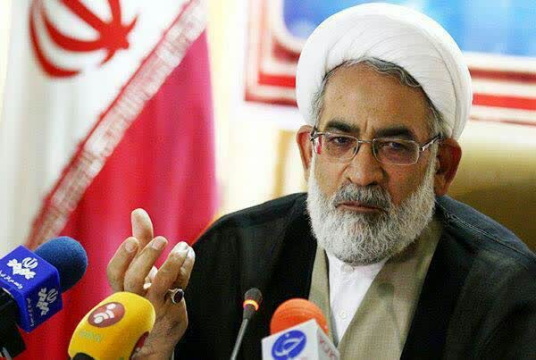 لزوم مراقبت کامل مسئولان برای جلوگیری از افزایش قیمت کالا‌ها به بهانه گرانی بنزین