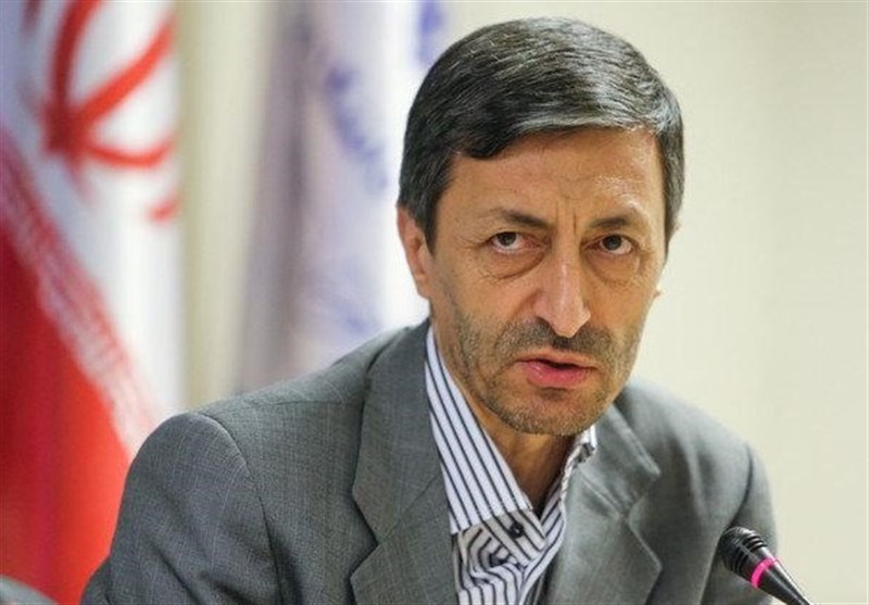 فتاح: بنیاد مستضعفان سیمان لازم برای بازسازی ‌مناطق زلزله‌زده میانه و سراب را ‌تامین می‌کند