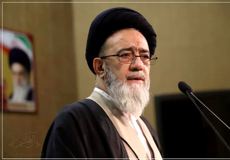 امام جمعه تبریز: عملکرد سپاه در تمامی حوزه‌ها موفقیت‌آفرین بوده است