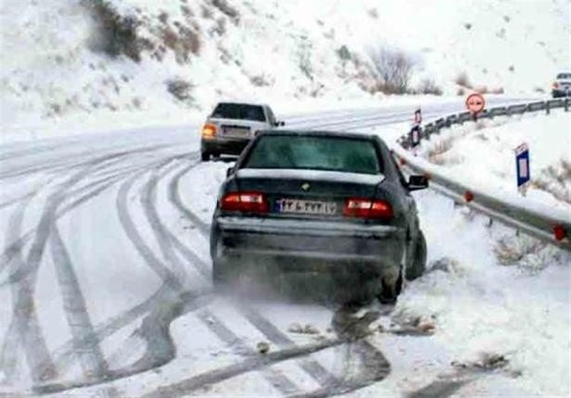 جاده‌های استان آذربایجان شرقی لغزنده است