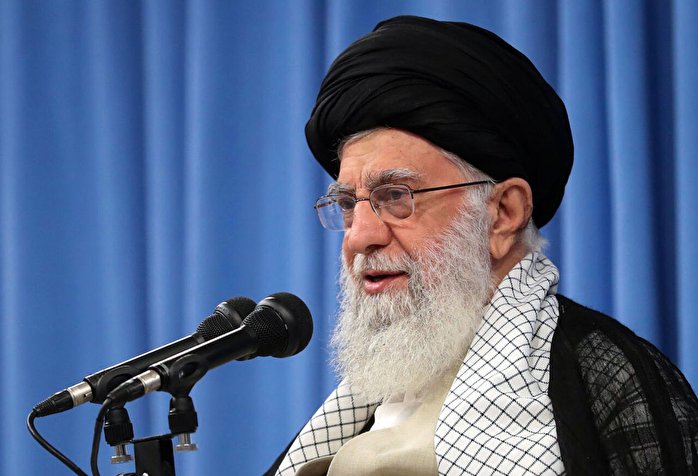 ۳۲ نکته در بیانات رهبر معظم انقلاب در خطبه های نماز جمعه تهران