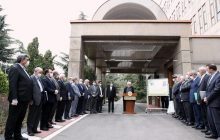 روحانی: مردم ایران در برابر فشارهای دشمن حماسه‌آفرینی کردند/آمریکایی‌ها هیچ‌وقت حمله موشکی به پایگاهشان را فراموش نخواهند کرد