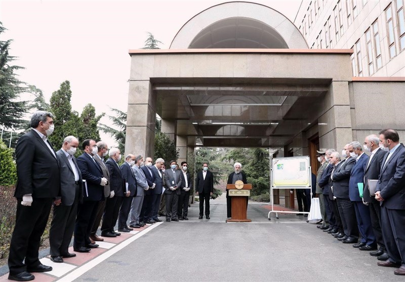 روحانی: مردم ایران در برابر فشارهای دشمن حماسه‌آفرینی کردند/آمریکایی‌ها هیچ‌وقت حمله موشکی به پایگاهشان را فراموش نخواهند کرد