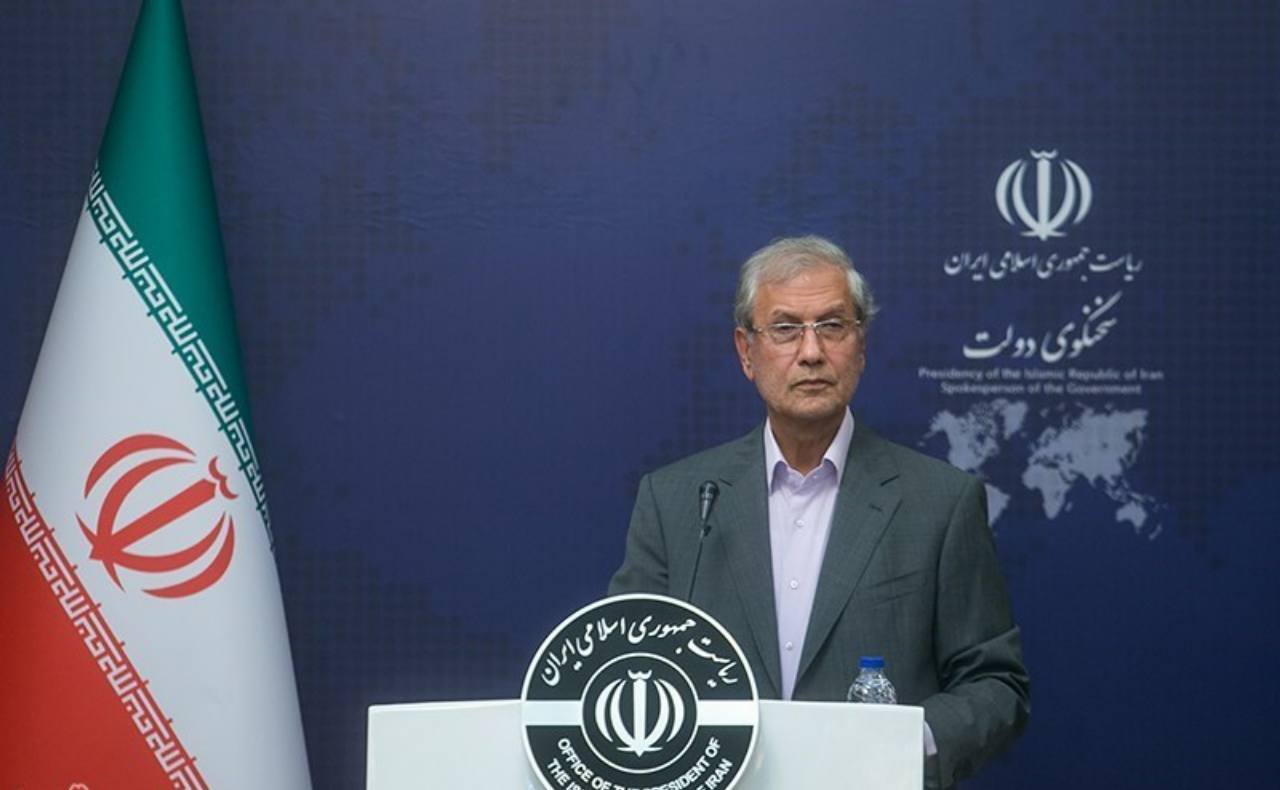 ربیعی در گفت‌وگوی زنده تلویزیونی: بزرگترین چالش در سال ۹۸ تحریم‌های بی‌سابقه آمریکا بود/ برگزاری جلسات دولت بدون تعطیلی برای مقابله با کرونا