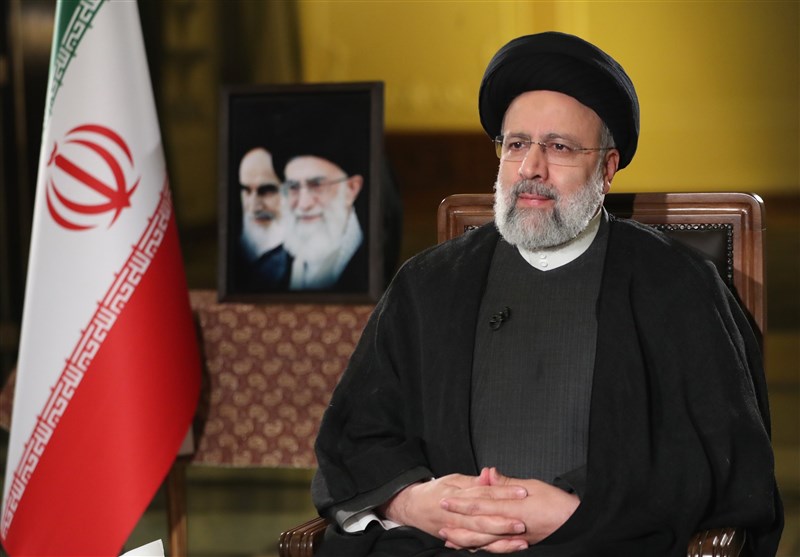 رئیسی: همانطور که فاصله بین دولت و ملت کاهش یافت باید فاصله با دانشگاه هم کاهش یابد