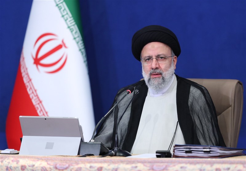 رئیسی: نظام پرداخت حقوق باید فوری و بر مبنای عدالت اصلاح شود/ قاطعانه مانع افزایش قیمت کالاها شوید