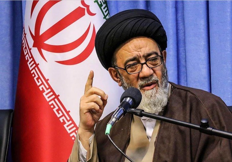 آل‌هاشم: نیروهای مسلح در دل مردم جا دارند/ مسئولان به خاطر خون شهدا اختلافات را کنار بگذارند