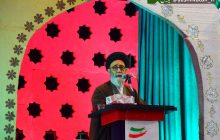 امام جمعه تبریز بر دشمن شناسی و صیانت از خون شهدا تاکید کرد