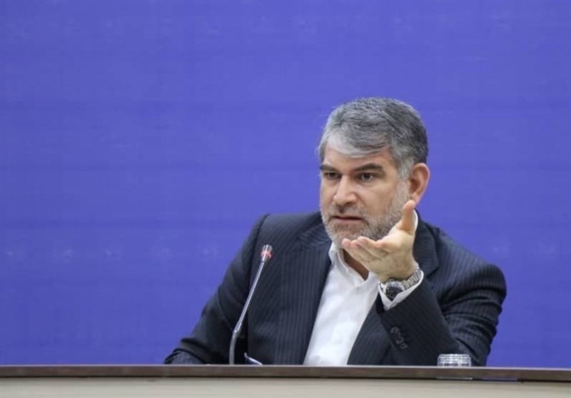 پرداخت یارانه مستقیم به مردم برای جبران حذف آرد یارانه‌ای/ ساداتی نژاد: قیمت نان در نانوایی‌ها هیچ تغییری ندارد