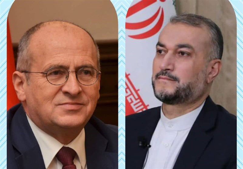 گفتگوی تلفنی وزرای خارجه ایران و لهستان