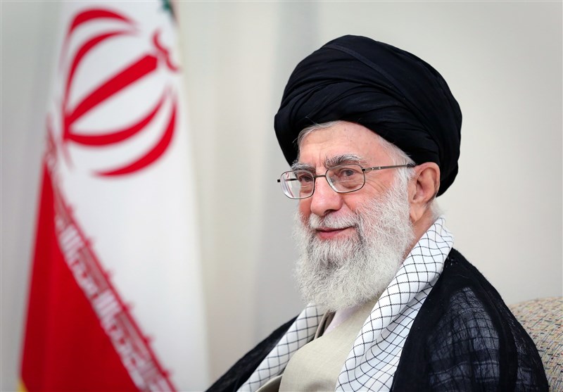 امام خامنه‌ای‌: 