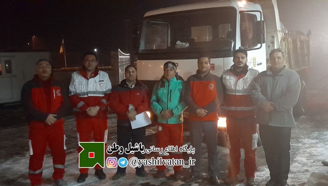 بارگیری و ارسال ۸۲۰ تخته پتو از مرند به مناطق زلزله زده خوی
