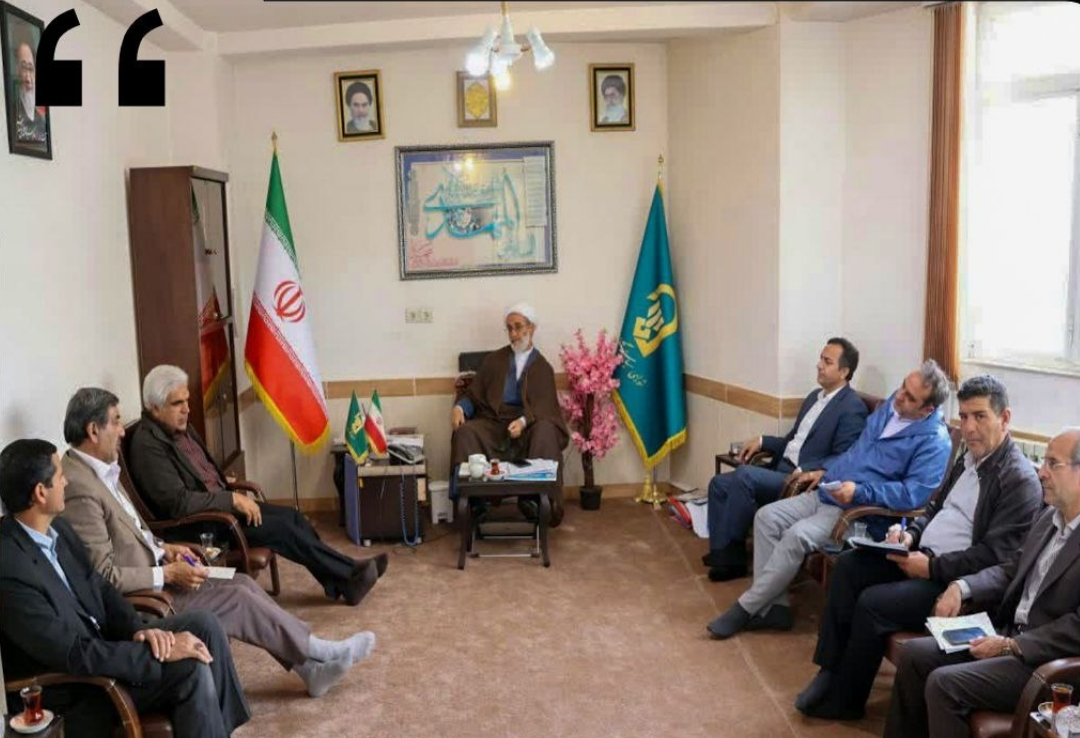 جلسه بررسی مسائل مسجد تاریخی جامع مرند با حضور حبیب‌زاده و مدیرکل میراث فرهنگی برگزار شد