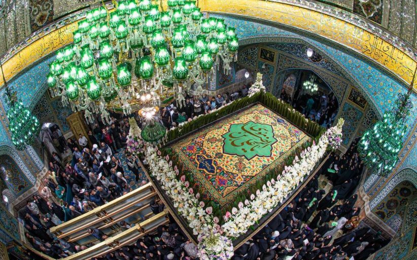مشهد الرضا، نور باران میلاد امام مهربانیها